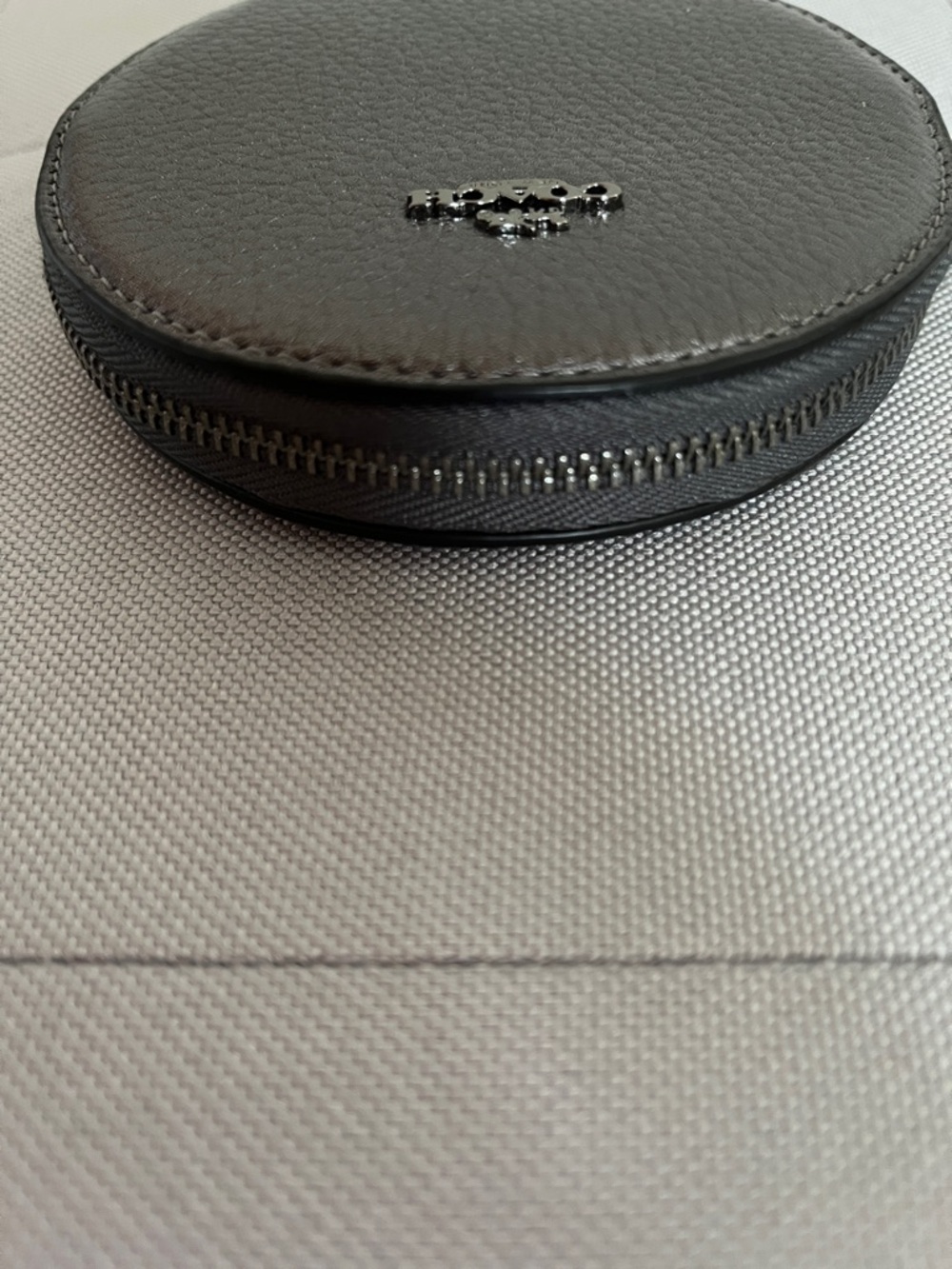 Coach Round Pouch - Picture 3 of 5